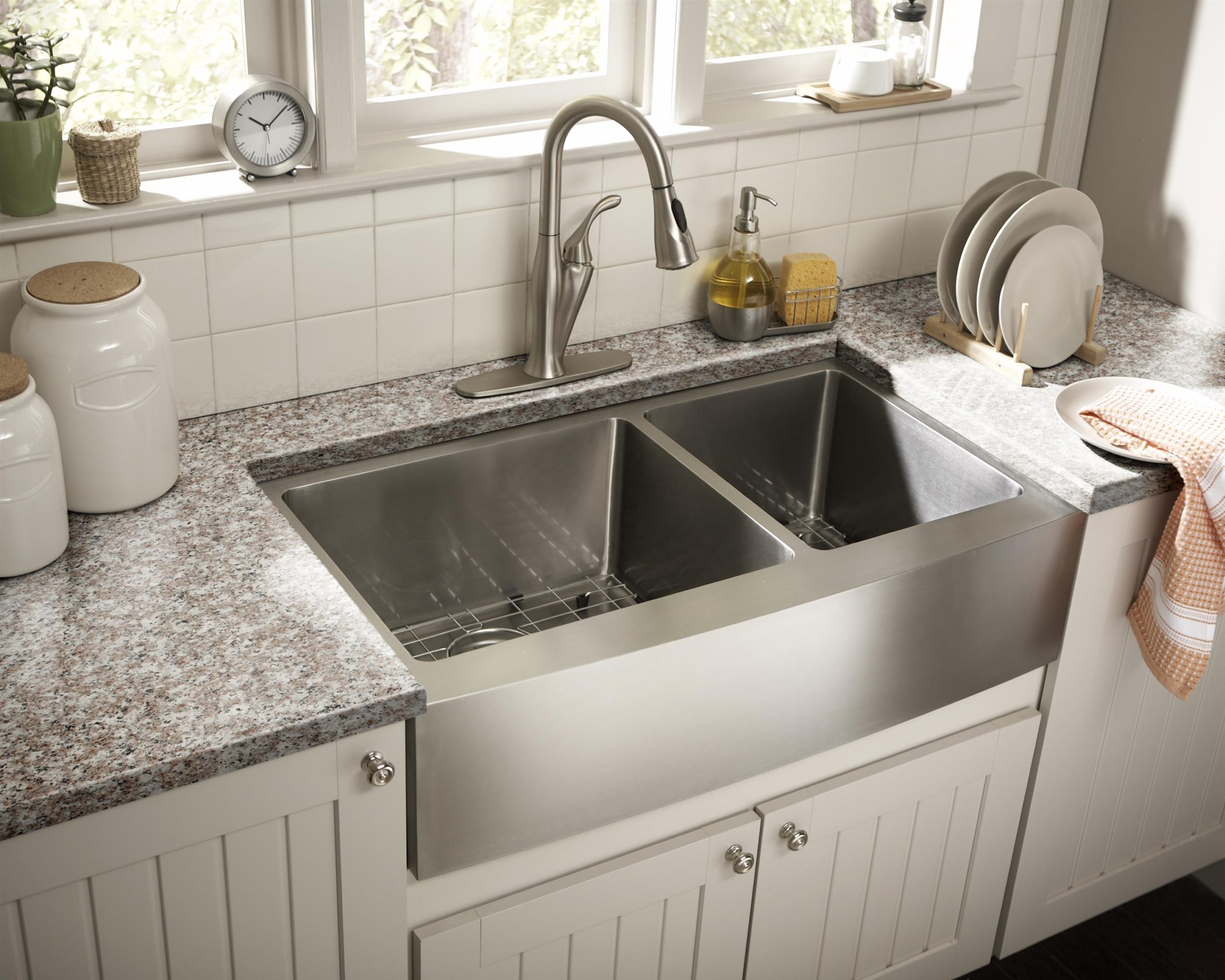 undermount farmhouse sink